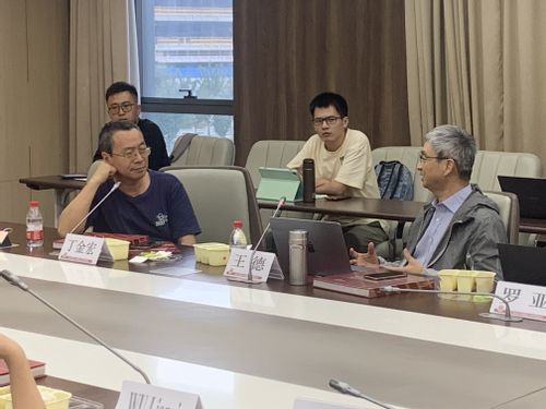 沙龙讨论.jpg